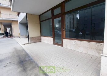 Foto 12 - Locale Commerciale via Giacomo Leopardi
 
27, Pedaso - foto 12