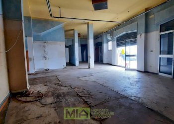 Foto 7 - Locale Commerciale via Leopardi
76, 78, Acquaviva Picena - foto 7