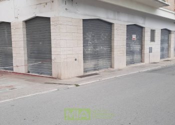 Foto 12 - Locale Commerciale via Leopardi
76, 78, Acquaviva Picena - foto 12