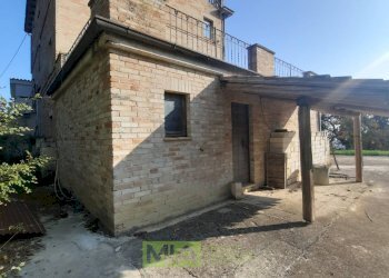 Foto 3 - Rustico C.da San Biagio
 
34, Monte San Pietrangeli - foto 3