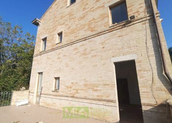 Foto 4 - Rustico C.da San Biagio
 
34, Monte San Pietrangeli - foto 4