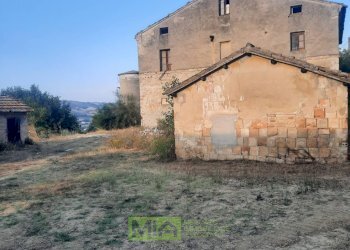 Foto 5 - Rustico C.da Aso
 
119, Montefiore dell'Aso - foto 5