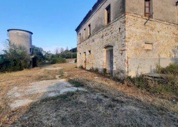 Foto 1 - Rustic C.da Aso
 
119, Montefiore dell'Aso - photo 1
