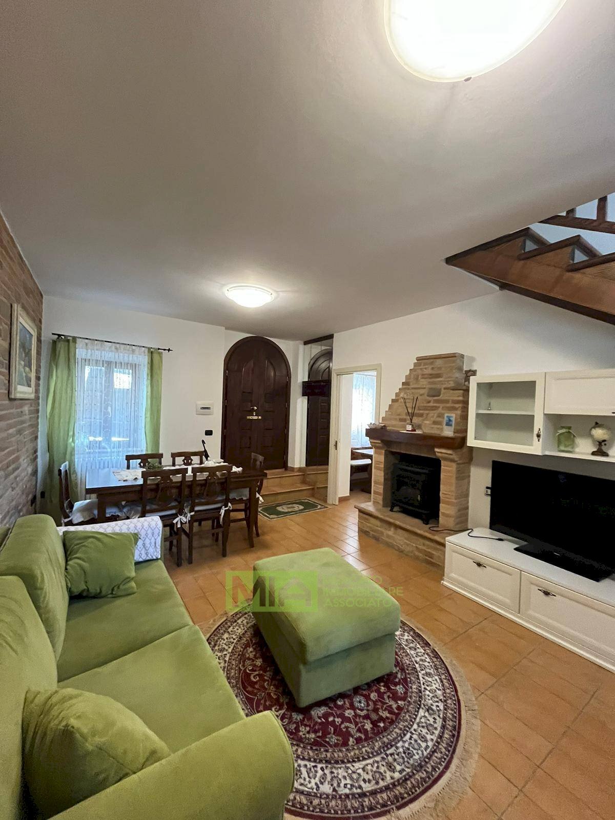 Foto 1 - Independent house via Borgo Vecchio
 
18, Monte Rinaldo - photo 1