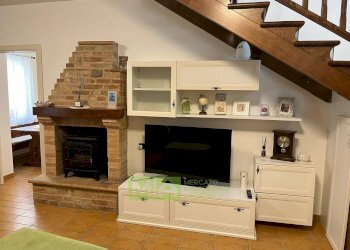 Foto 7 - Independent house via Borgo Vecchio
 
18, Monte Rinaldo - photo 7