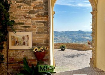 Foto 18 - Independent house via Borgo Vecchio
 
18, Monte Rinaldo - photo 18