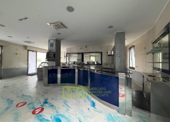 Foto 1 - Commercial Premises Via Campo Sportivo, Comunanza - photo 1