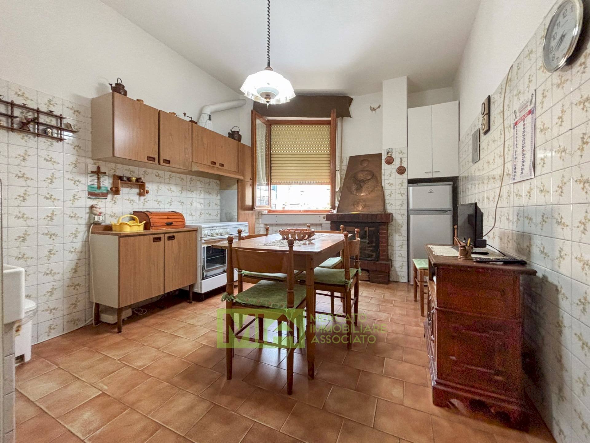 Foto 3 - Apartment Piazza IV Novembre, Comunanza - photo 3