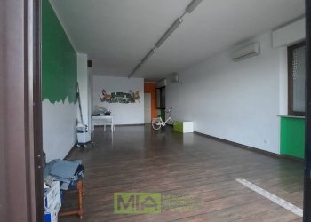 Foto 3 - Locale Commerciale via Fonte di Valle, Altidona - foto 3