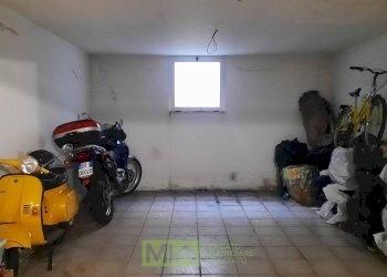 Foto 5 - Magazzino via Leonardo da Vinci
13, Altidona - foto 5