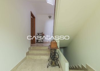 Ingresso piano 1 e 2 - Casa indipendente via Pace
 
227, Macerata - foto 39