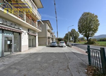 Foto 10 - Commercial Premises 462, Castel di Lama - photo 10