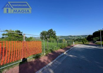 Foto 3 - Terreno edificabile 31, Castel di Lama - foto 3