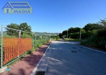 Foto 7 - Terreno edificabile 31, Castel di Lama - foto 7