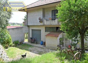 Foto 2 - Casa indipendente Castorano - foto 2