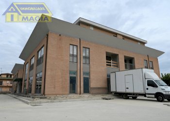 Foto 5 - Office Spinetoli - photo 5