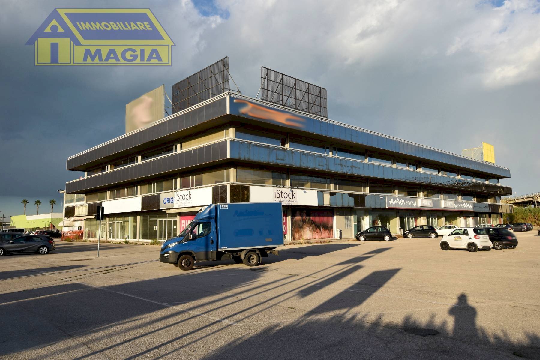 Foto 1 - Commercial Premises 77, San Benedetto del Tronto - photo 1