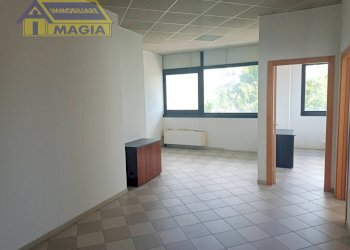 Foto 3 - Ufficio Ancarano - foto 3