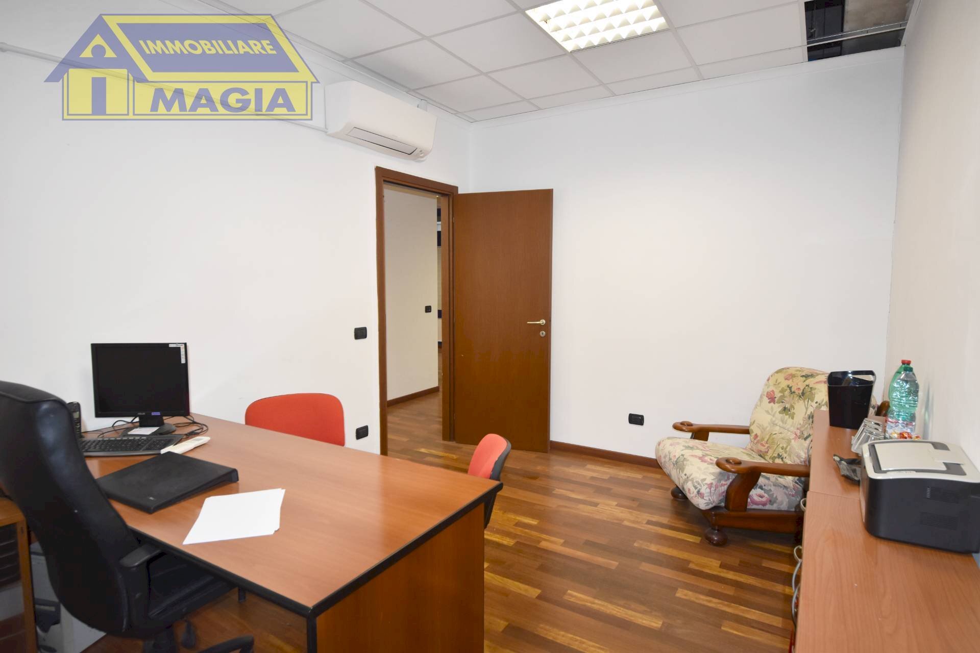 Foto 2 - Warehouse 36, San Benedetto del Tronto - photo 2