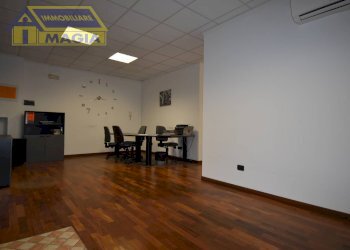 Foto 13 - Warehouse 36, San Benedetto del Tronto - photo 13