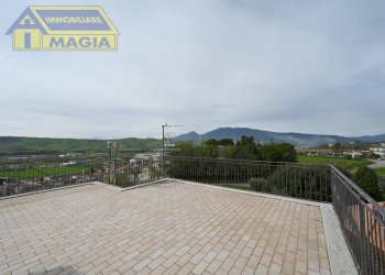 Foto 15 - Casa indipendente Castel di Lama - foto 15