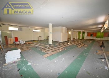 Foto 3 - Commercial Premises 48, Castel di Lama - photo 3