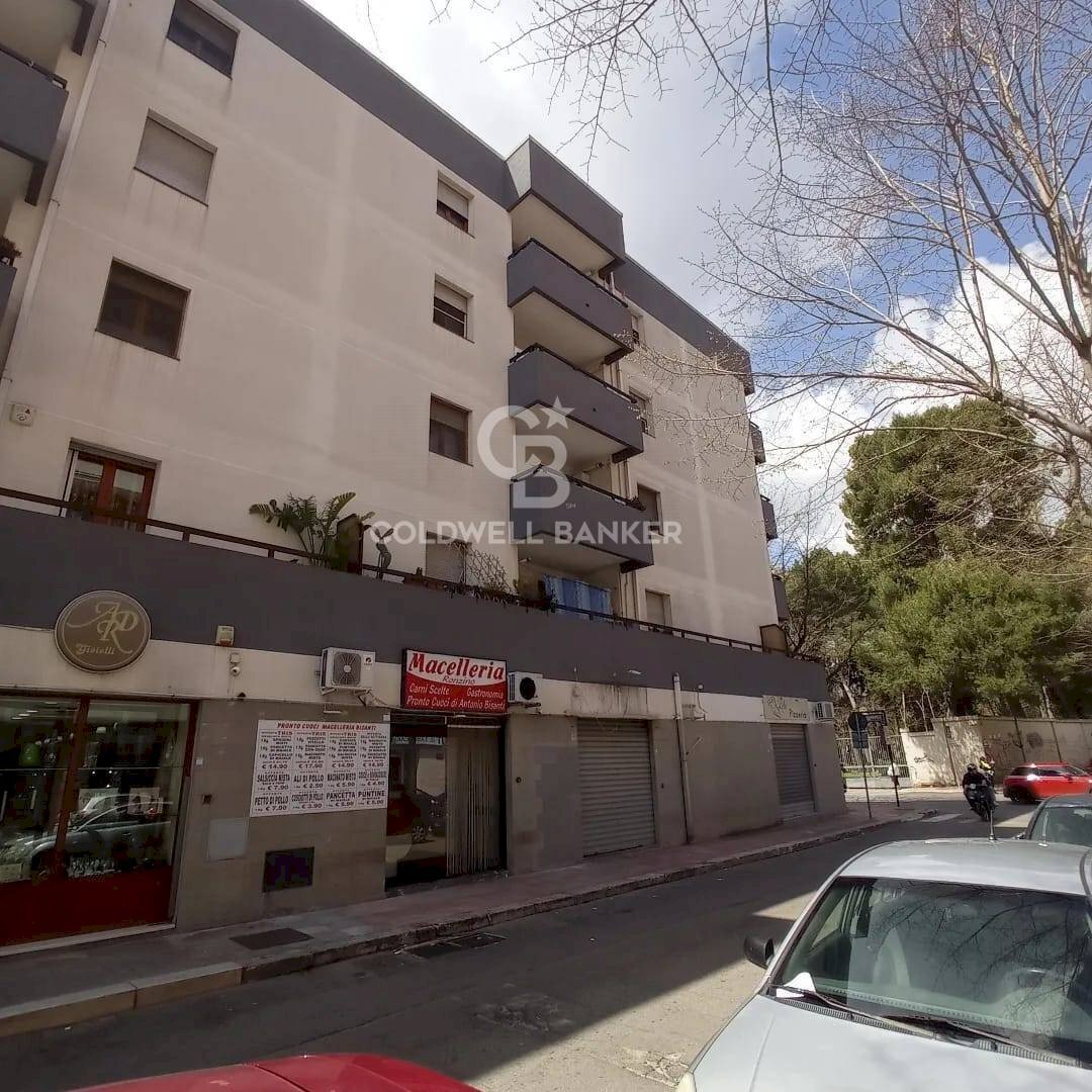 Foto 1 - Locale Commerciale via Verona
 
31, Brindisi - foto 1