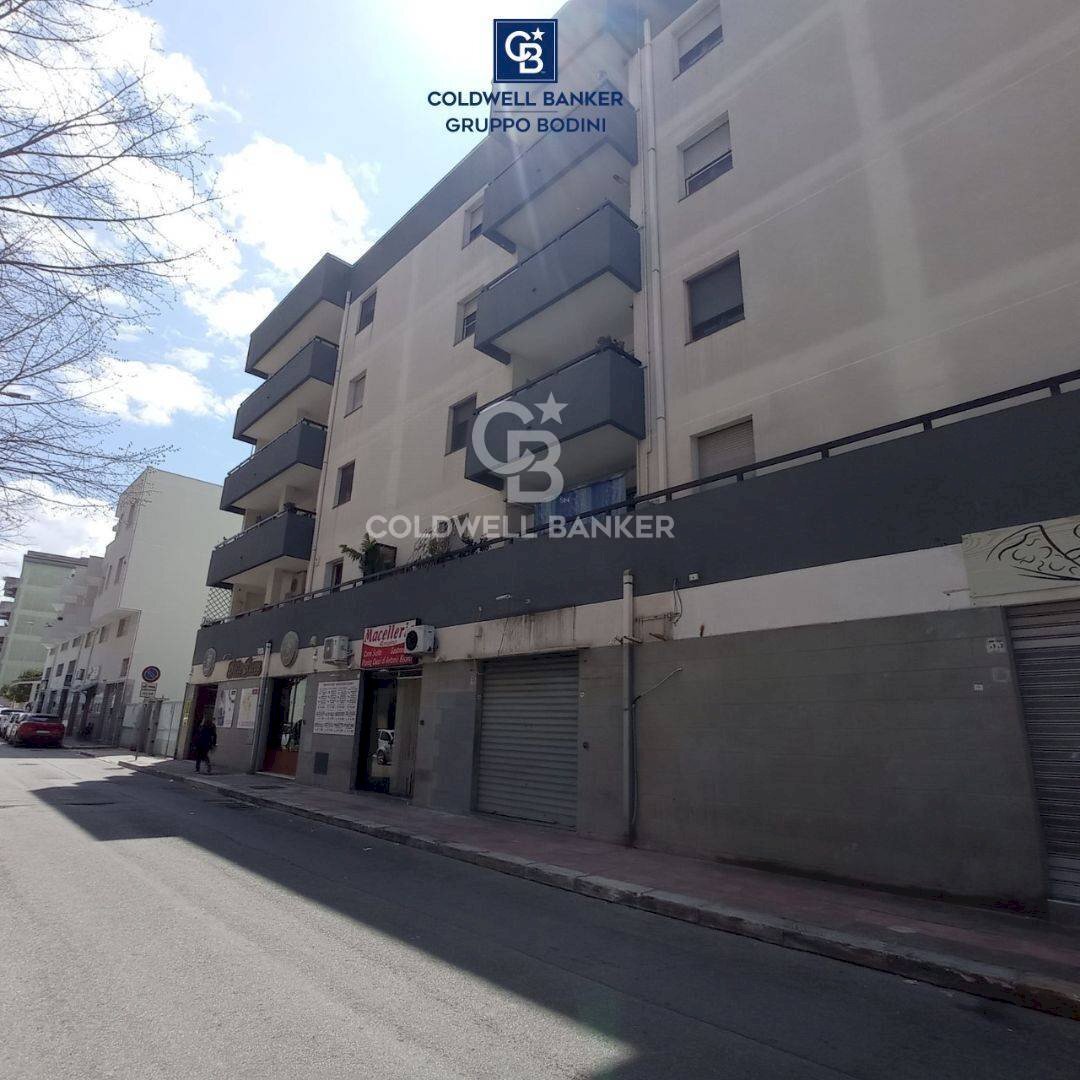 Foto 2 - Locale Commerciale via Verona
 
31, Brindisi - foto 2