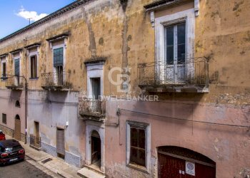 Foto 2 - Stabile - Palazzo Giudice Sardelli
 
27, San Vito dei Normanni - foto 2