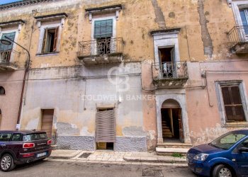 Foto 1 - Stabile - Palazzo Giudice Sardelli
 
27, San Vito dei Normanni - foto 1