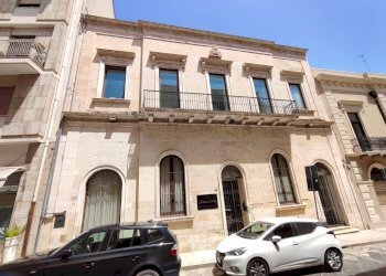 Foto 4 - Stabile - Palazzo via Ferrante Fornari
 
26-28, Brindisi - foto 4