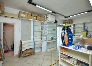 Foto 5 - Commercial Activity Cornelia palazzo uffici
 
108, Ostuni - photo 5