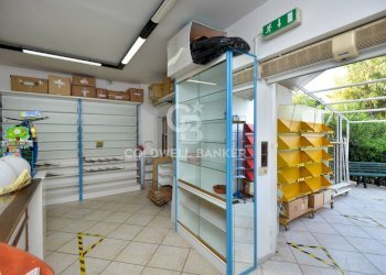 Foto 7 - Commercial Activity Cornelia palazzo uffici
 
108, Ostuni - photo 7