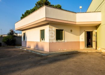 Foto 3 - Capannone via Cupa- Cigno
 
sn, San Pietro Vernotico - foto 3