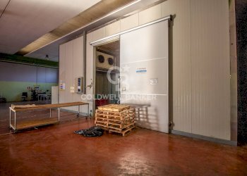 Foto 17 - Capannone via Cupa- Cigno
 
sn, San Pietro Vernotico - foto 17