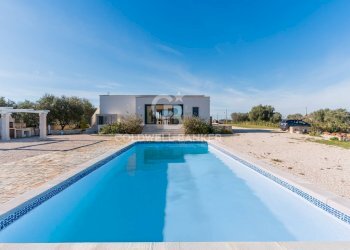 Foto 1 - Villa Contrada Specchiaruzzo
 
28, Ostuni - foto 1