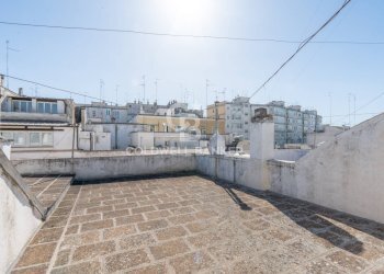 Foto 23 - Stabile - Palazzo Corso dei Mille
 
28, Martina Franca - foto 23