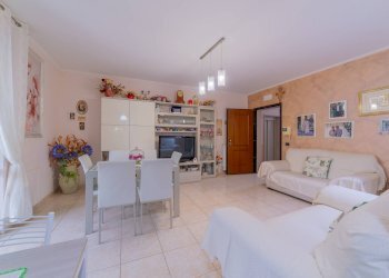 Foto 4 - Trilocale VIA LUIGI CARDONE
 
2, Vasto - foto 4