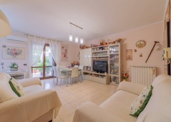 Foto 5 - Trilocale VIA LUIGI CARDONE
 
2, Vasto - foto 5