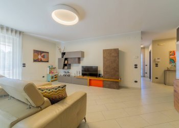 Foto 5 - Quadrilocale VIA CAMILLO D'ONOFRIO
 
5, Vasto - foto 5