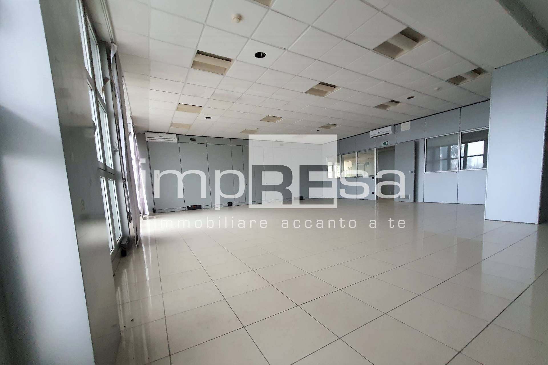 Foto 2 - Office Mirano - photo 2