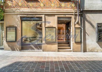 Foto 7 - Commercial Premises Via Natta
 
4, Como - photo 7