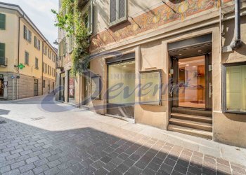 Foto 8 - Commercial Premises Via Natta
 
4, Como - photo 8