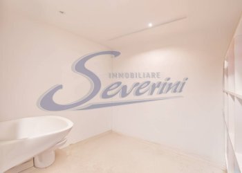 Foto 9 - Commercial Premises Via Natta
 
4, Como - photo 9