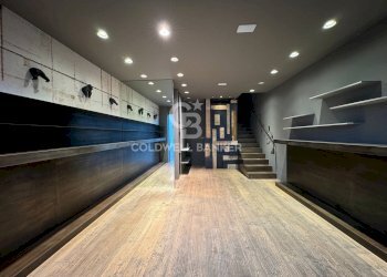 Foto 1 - Negozio Viale Ippolito Nievo
 
3, Riccione - foto 1