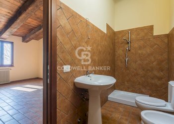 Foto 12 - Quadrilocale Piazza Giardini Raffaello Sanzio
 
17, Tavoleto - foto 12