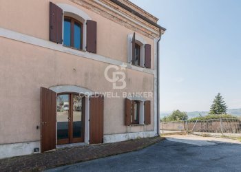 Foto 26 - Quadrilocale Piazza Giardini Raffaello Sanzio
 
17, Tavoleto - foto 26