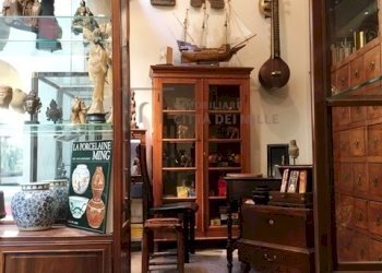 Interno - Negozio Via XX Settembre, Bergamo - foto 7