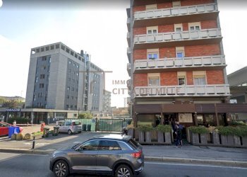 Bergamo Borgo Palazzo box in vendita. - Box Via Borgo Palazzo, Bergamo - foto 2