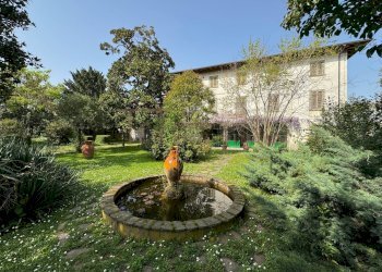 Grumello Villa in vendita. - Stabile - Palazzo via Garibaldi, Grumello del Monte - foto 4